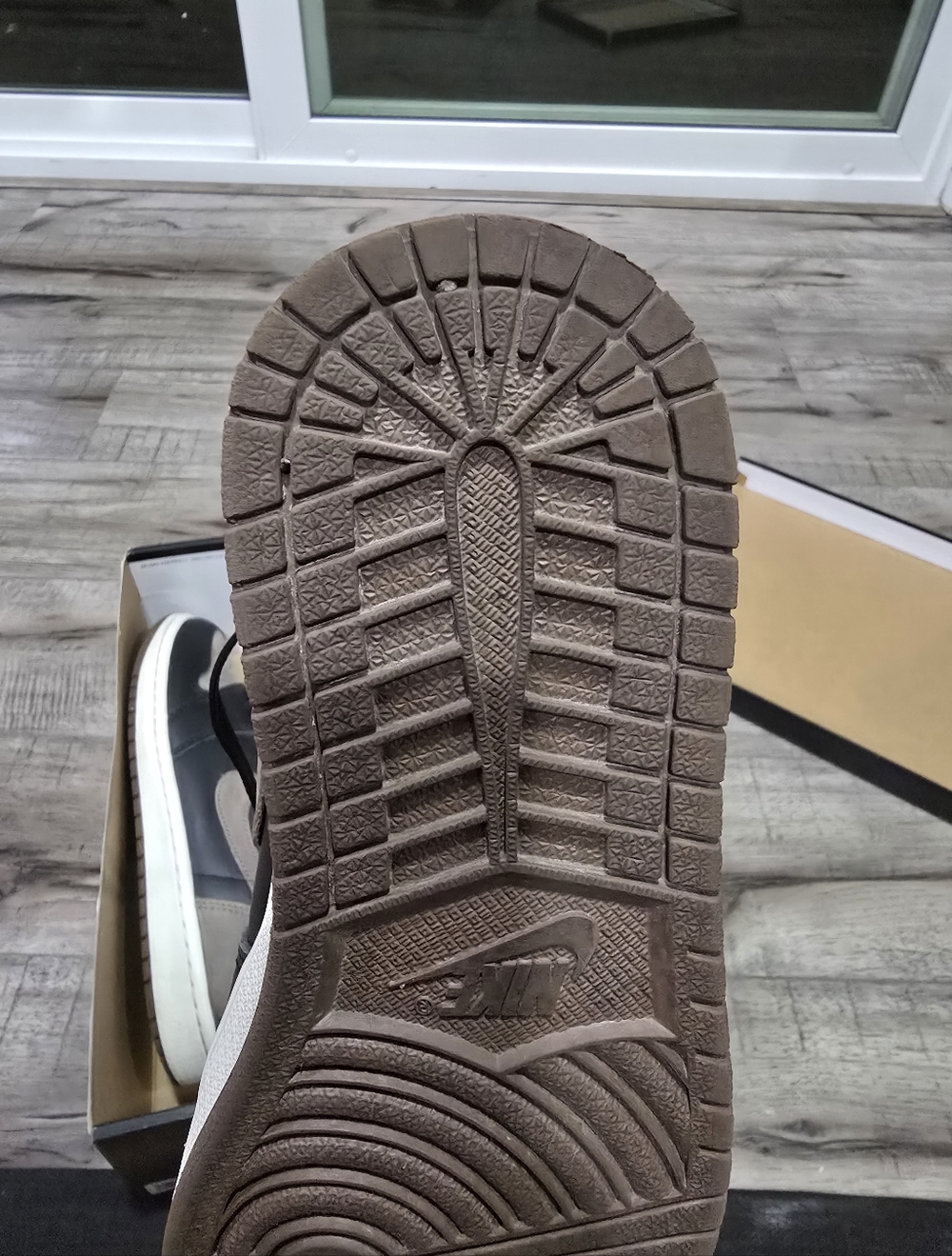Nike Air Jordan 1 Retro High OG Palomino Mens 7 Womens 8.5 - Picture 11 of 13